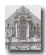 Fronton de l'église Saint-Sébastien avec, restituées, les armes de Léopold 1er détruites lors de la Révolution